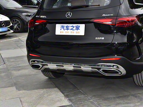 2026�� GLC 300 L 4MATIC ������