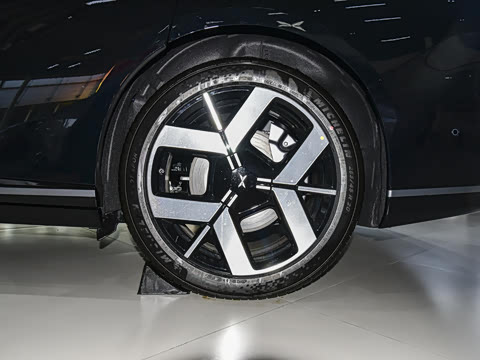 2026�� ���� 725 Max �콢��