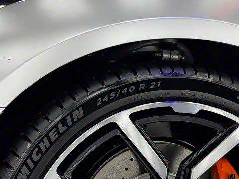 2025�� 750 �������� Ultra