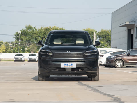 2025�� Max ������