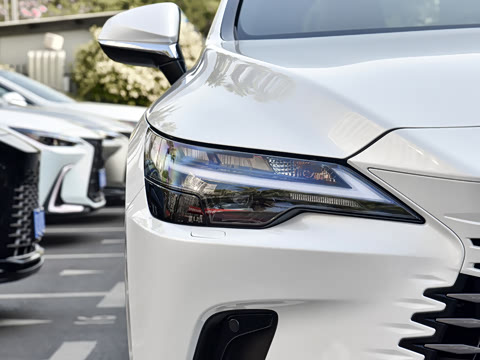 2026�� 350h ����������