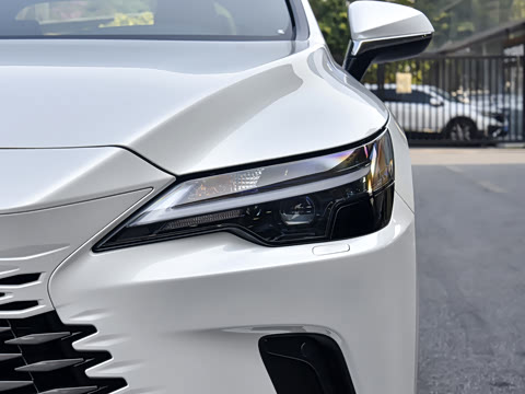 2026�� 350h ����������