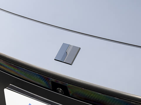 2025�� 240����Ultra H5