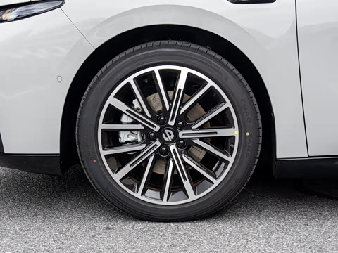 2027�� 590������