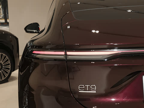 2025�� 102kWh ��ƽ���ر��