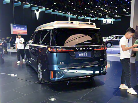 2025�� PHEV �����߶���