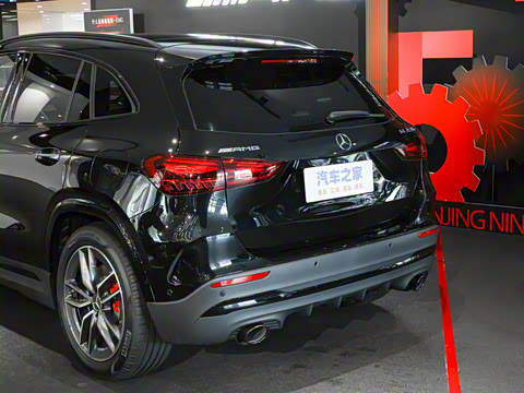 2025�� AMG GLA 35 4MATIC