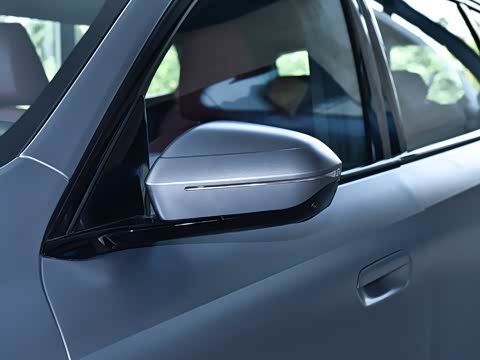 2025�� xDrive30L ������ M�˶���ҹ��װ