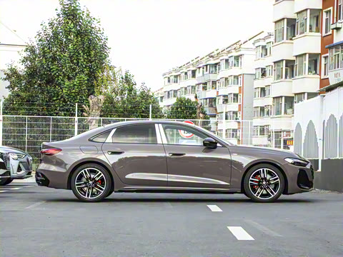 2026�� 2.0T �˶��� quattro