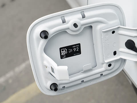 2027�� ���� 1.5L CVT������
