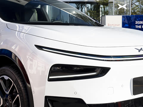 2026�� ���� 1704 Max �콢��