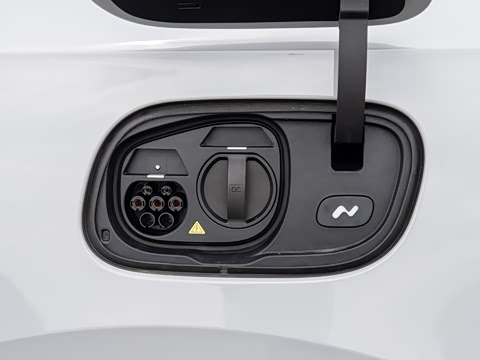 2026�� 85kWh Max+