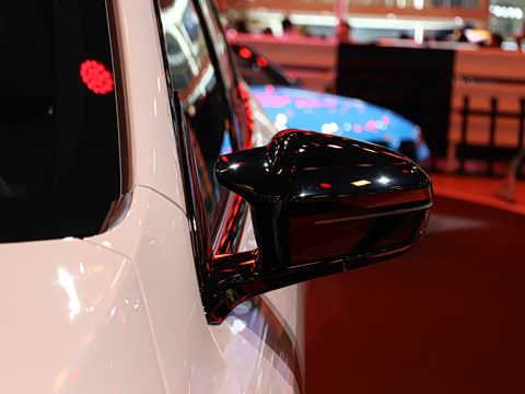 2025�� M50 xDrive