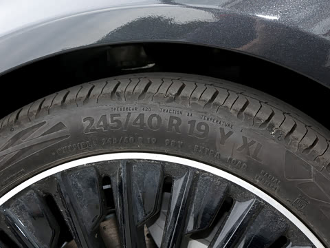 2026�� �Ŀ� CLE 300 4MATIC �����ͽ��ܳ�