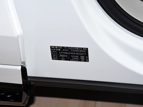 2025�� 380TSI ����R-LineѲ�� ������