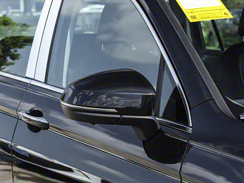 2025�� ���ڿ� 330TSI �Զ�����R-Line��ҫ��