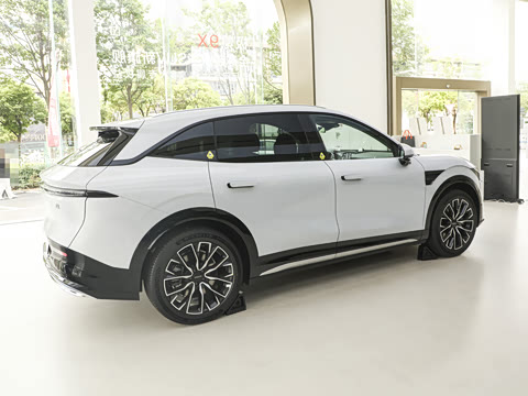 2025�� 100kWh �����������Ǽݰ�