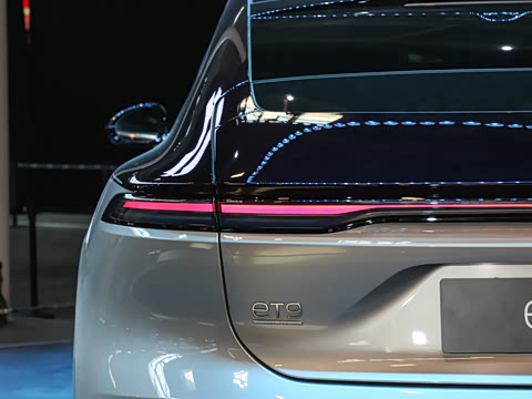 2025�� 102kWh ��ƽ���ر��