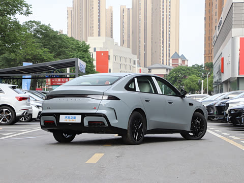 2026�� 535 MAX�����