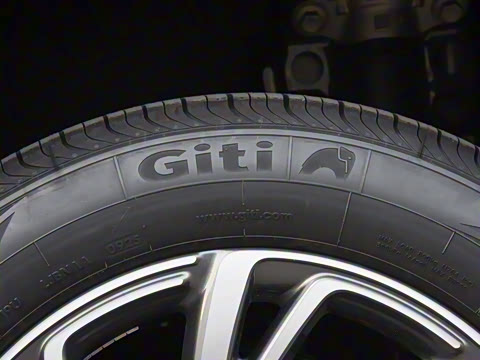 2025�� 2.0T ����������