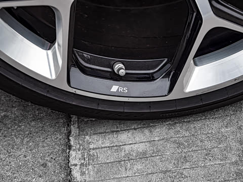 2025�� RS 5 2.9T Sportback ȼ���