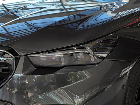 2025�� M5