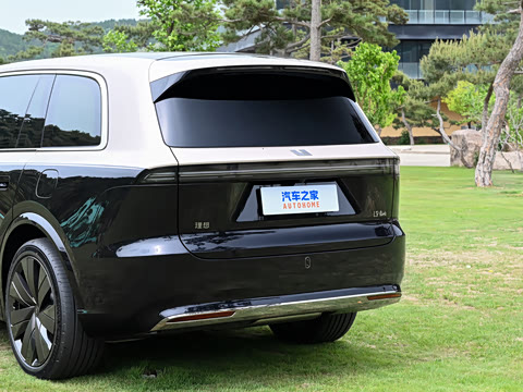 2026�� Livis