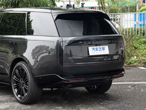2026�� 3.0 L6 400PS AB�����