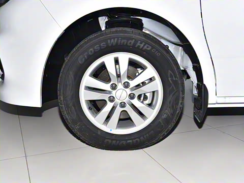 2025�� 2.0L �ֶ�������CNG 7��