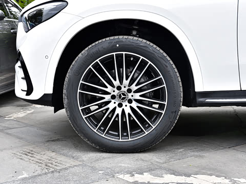 2026�� GLC 300 L 4MATIC ������