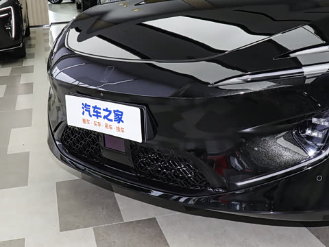 2025�� �Ŀ� Max���̰�