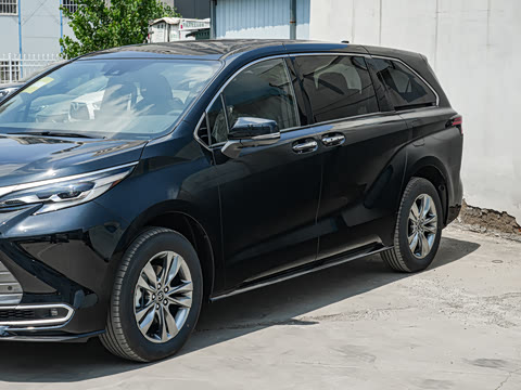 2027�� 2.5L ˫������������