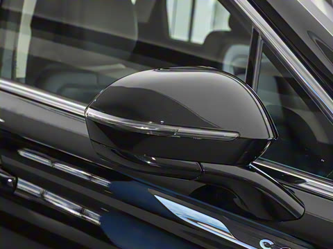 2025�� 2.0T ����������