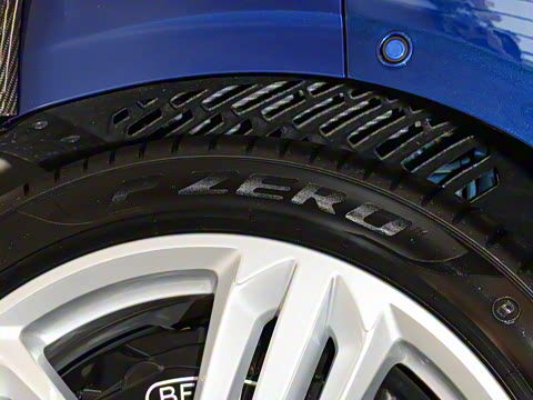 2024�� 4.0T GT V8