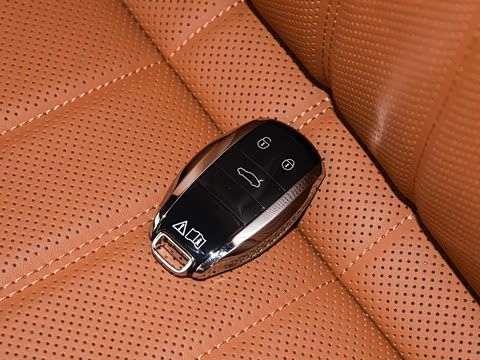 2026�� 4.0T V8 ��׼��