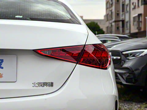 2026�� C 200 L �˶���