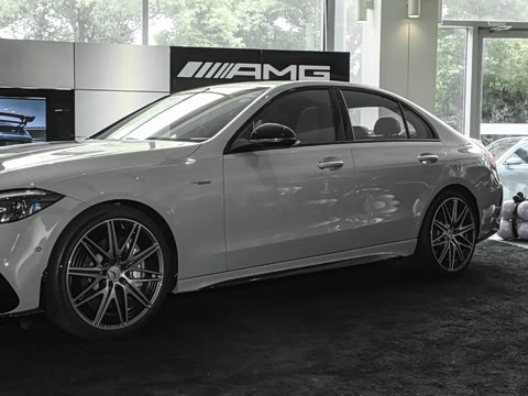 2026�� AMG C 43 4MATIC