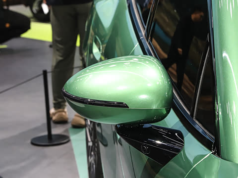 2026�� S ������ 245kW