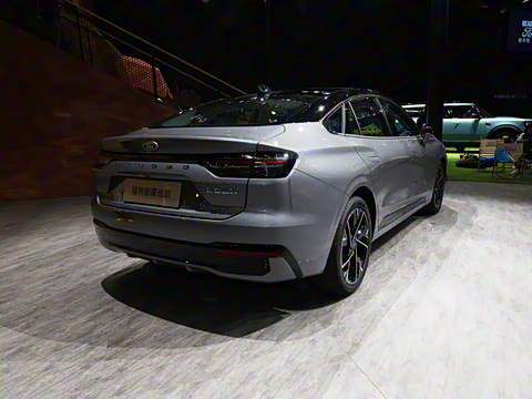 2026  2.0T  EcoBoost  