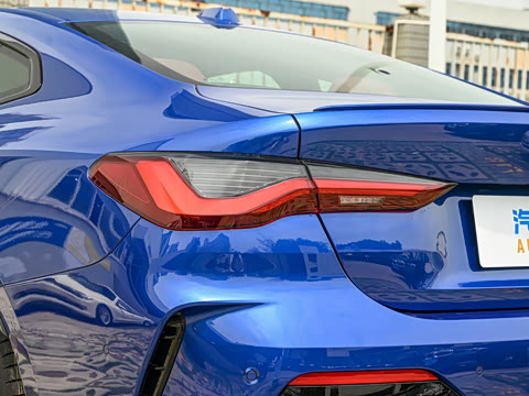 2026�� 430i M�˶���ҹ��װ