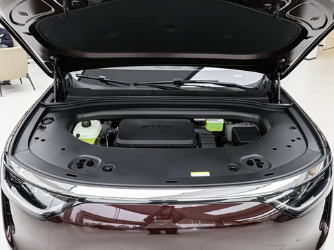 2025�� ���� Ultra�� 53.4kWh 6���� (896�߼����״