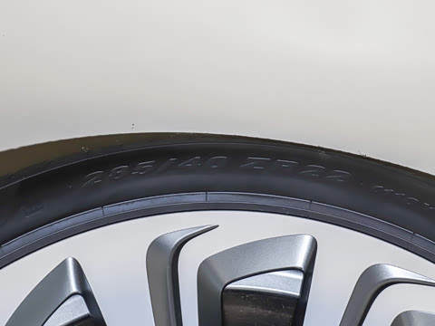 2026�� 4.0T V8 ������վ���