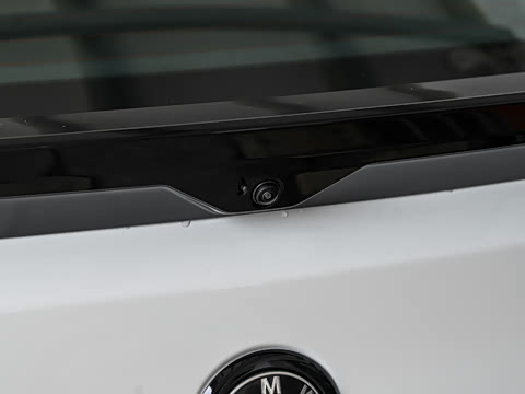 2026�� M35i