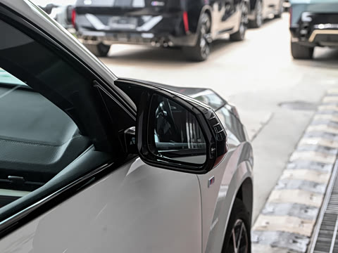 2026�� M35i