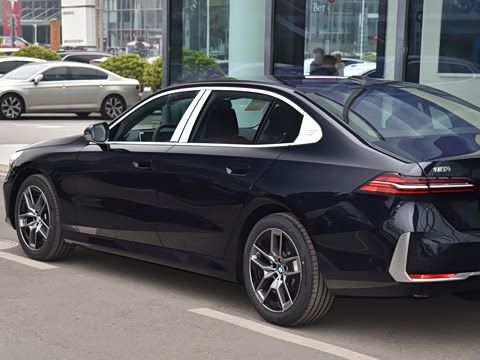 2026�� �Ŀ� 530Li ������ ������װ