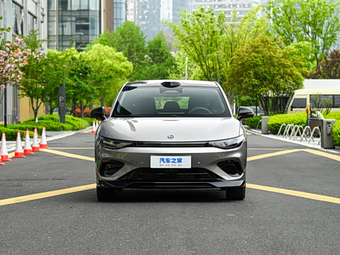 2026�� 600 Ultra