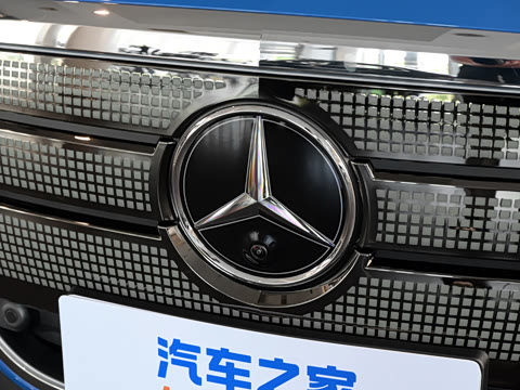 2026�� ����� 400 L 4MATIC