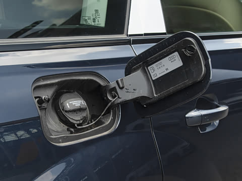 2025�� 55 TFSI quattro S line����ʿ��