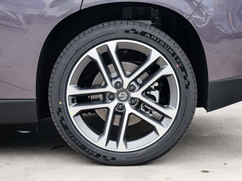 2027�� 660������