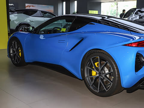 2025�� 2.0T DCT Turbo SE